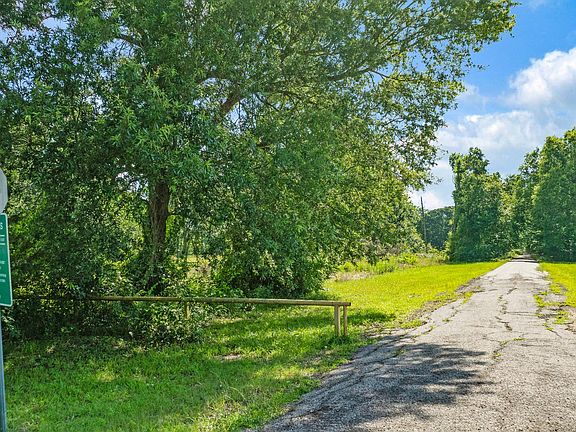 4th image of 224 County Road 13200