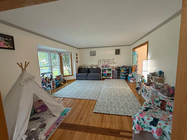 328 Woodside Dr — Photo 8