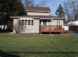 21 Utopian Pl, Airmont, NY 10901