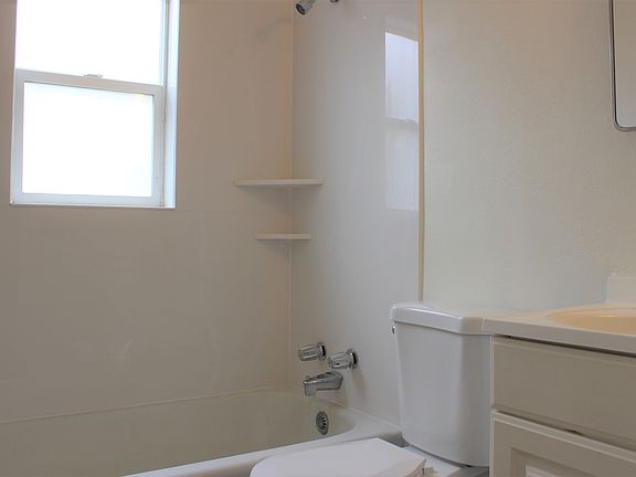 4th image of 348 Basalt St #344
