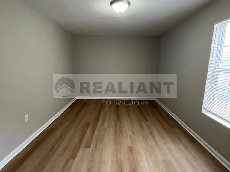 32 Mary St #5 — Photo 8