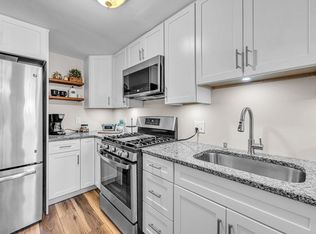 15 Manor Ct #15, Springfield, MA 01118