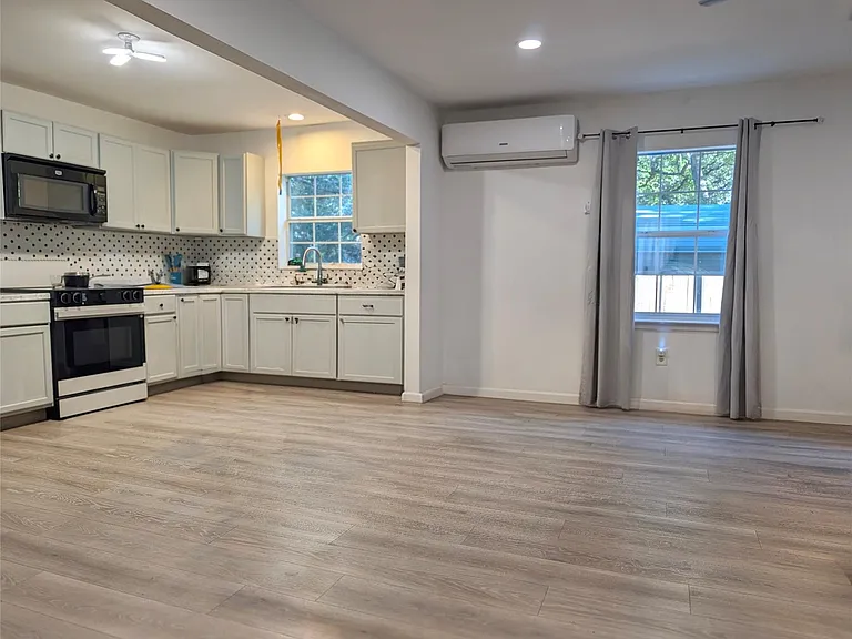 10801 W Lakeview Dr — Photo 15