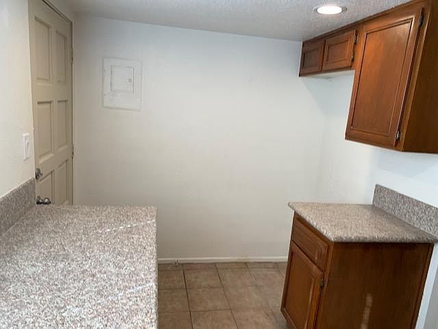 1st image of 121 Olive St APT 5