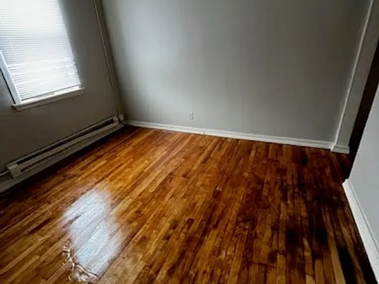 828 W Windlake Ave — Photo 3