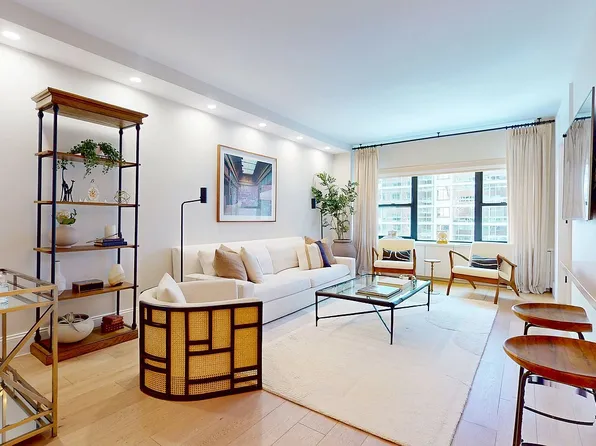 360 E 72nd St APT B1001, New York, NY 10021