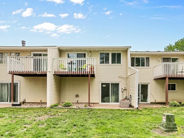 7413 143rd Street Ct, Saint Paul, MN 55124