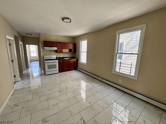 2nd image of 88-90 N 6Th St