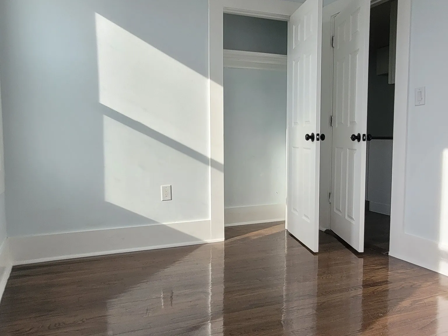 3 bed, 1800 sqft, $2,200 — Photo 4