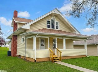413 4th St, Gladbrook, IA 50635