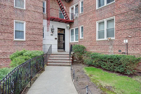 Sold by Keller Williams Realty Landmark II | media 15