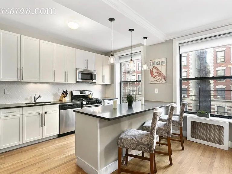 417 Manhattan Ave #B-7 — Photo 1