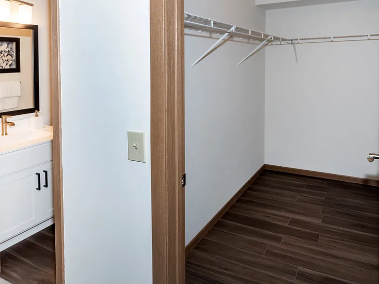 Greystone Heights — Photo 14