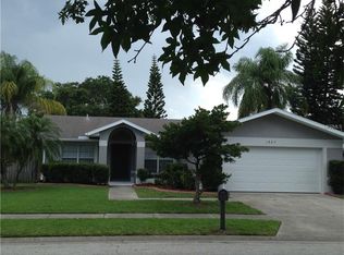 1927 Cheney Ct, Lutz, FL 33549