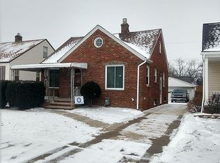 7428 Southfield Ave, Brooklyn, OH