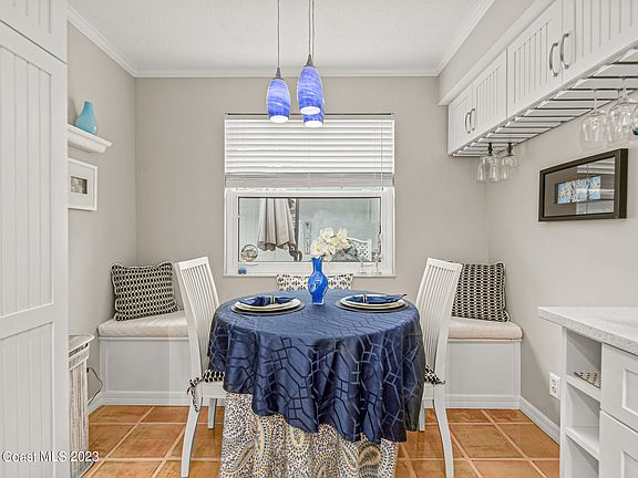 2nd image of 741 Palm Springs Cir
