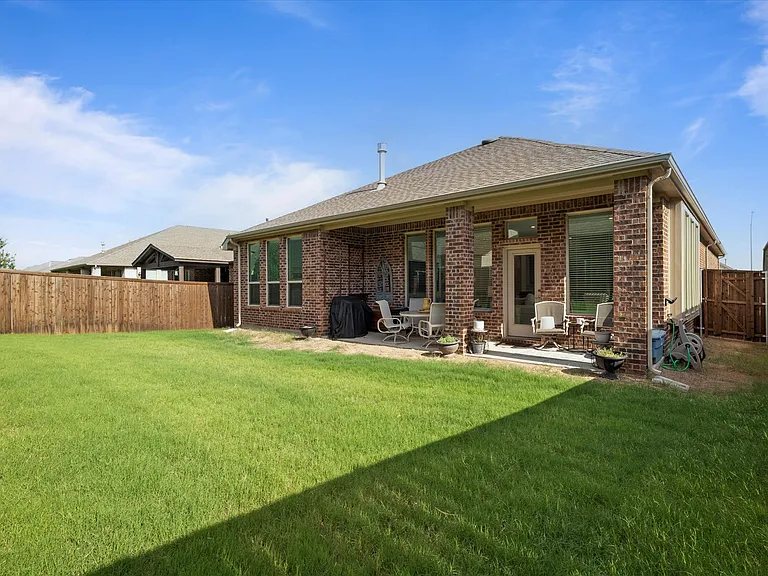 1133 Canuela Way — Photo 26