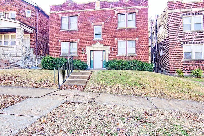 1st image of 3946 Dunnica Ave #1W