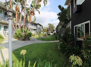 3123 1/2 3125 Foothill Blvd #17, La Crescenta, CA 91214