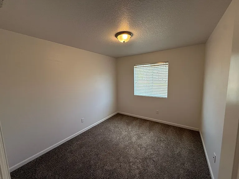 17275 SE Elias Ct — Photo 16