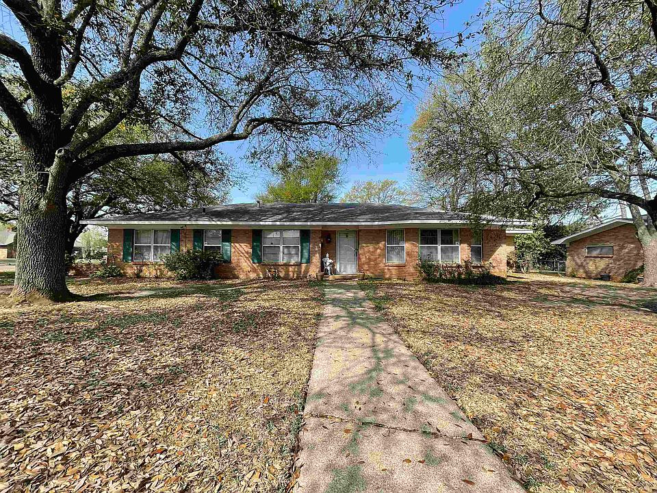 1st image of 1 Park Ln