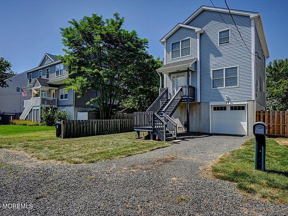 3rd image of 15 Griggs Ave