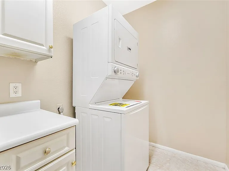 2050 W Warm Springs Rd #2411 — Photo 30