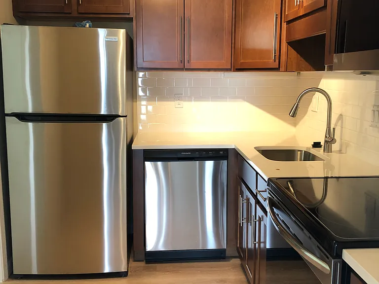 62 Farwell St #55/12 — Photo 3