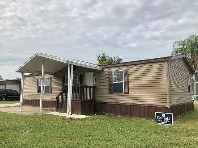 1st image of 13636 W Pointe Dr #442