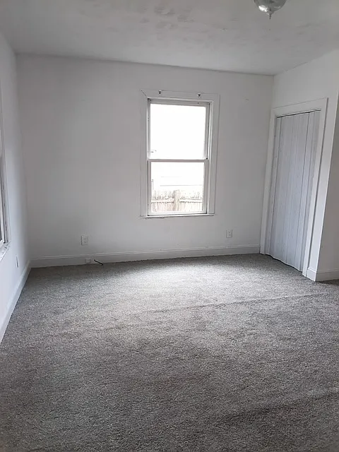 2 bed, 828 sqft, $750 — Photo 3