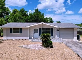 10927 Stamford Dr, Port Richey, FL 34668