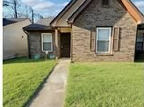 5374 Cherry Wood Dr, Stone Mountain, GA 30083