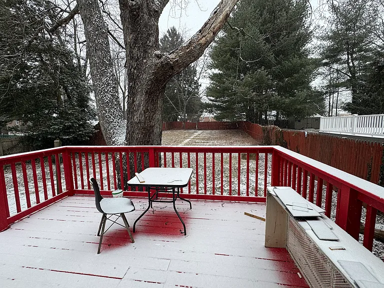 124 Hansen Ave #A — Photo 3