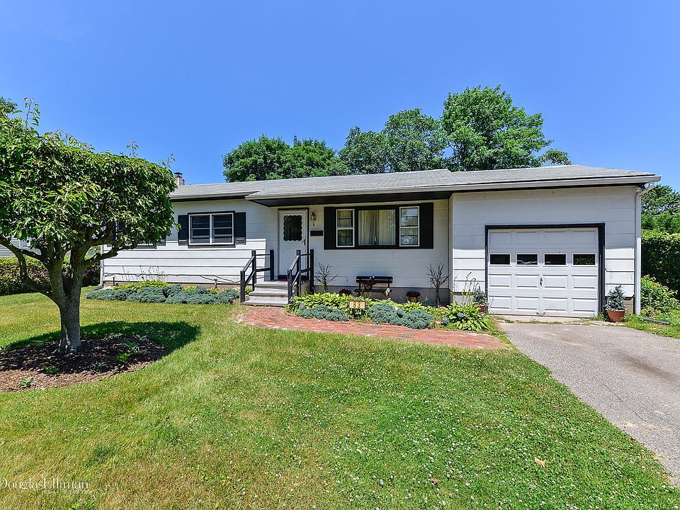 1st image of 83 Windward Way