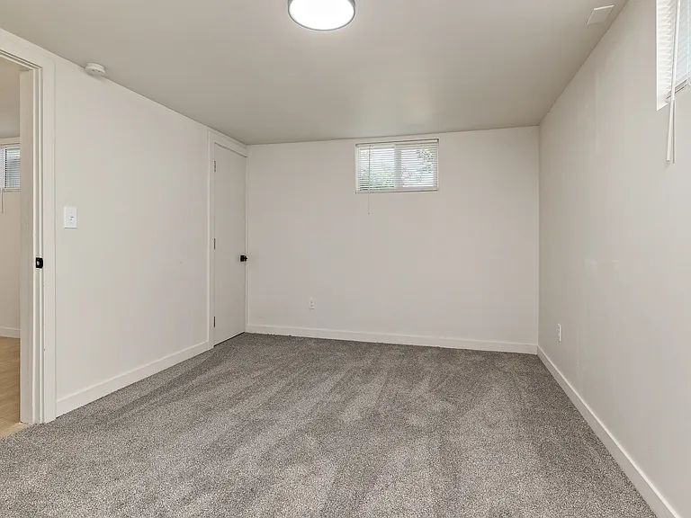 1020 15th Ave S #1 — Photo 8
