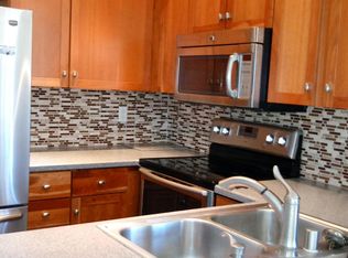 2204 River Run Dr UNIT 21, San Diego, CA 92108