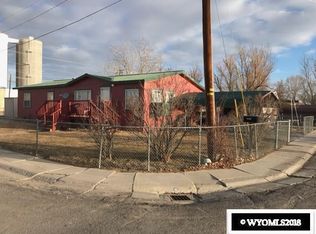 820 S 3rd St, Worland, WY 82401