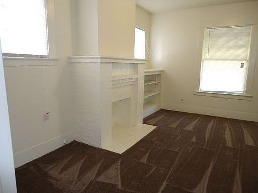 3rd image of 819 Hollywood Ave