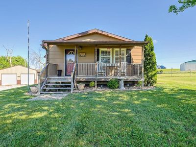 1426 Loveland Dr, Stewartsville, MO, 64490