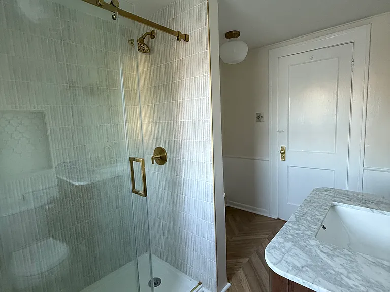 905-907 Corbin Ave #3 — Photo 10