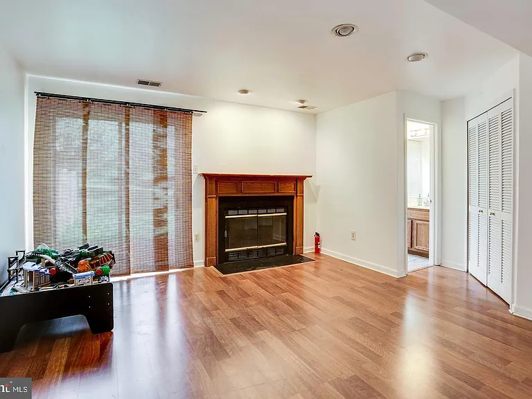 6212 Briar Ct — Photo 4