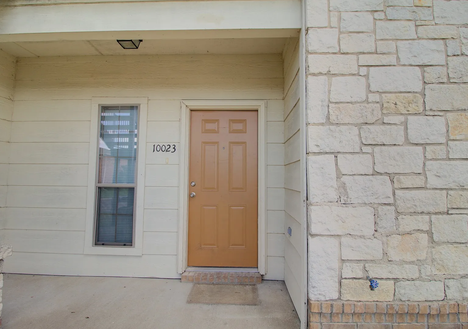 Panther Way Fourplex — Photo 3