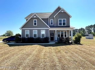 158 Rocking Horse Ln, Raeford, NC 28376