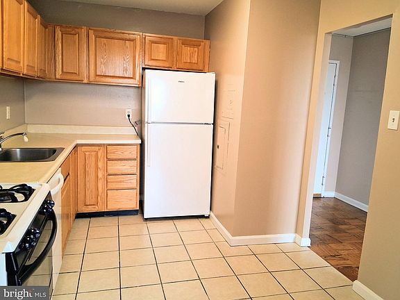 5th image of 11801 Rockville Pike APT 802