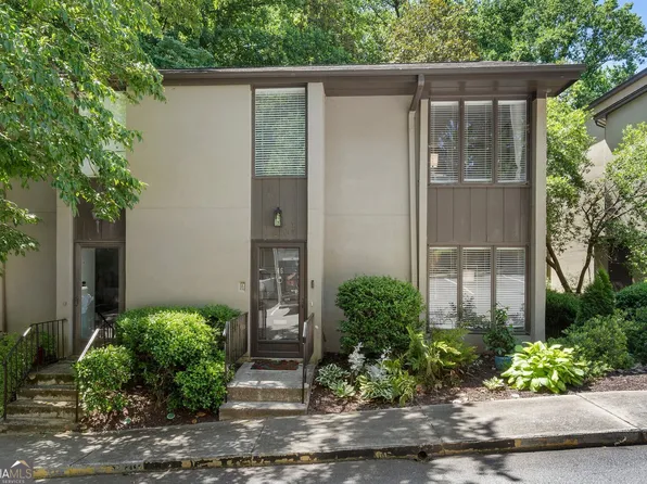 46 Ivy Rdg NE, Atlanta, GA 30342