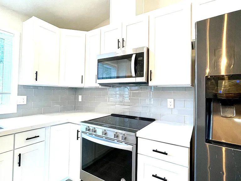 20832 Poplar Way — Photo 19