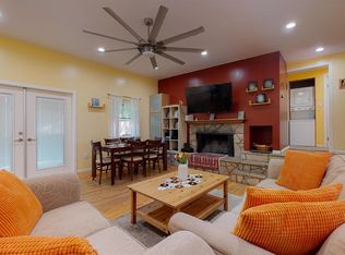 9736 Hillhaven Ave, Tujunga, CA 91042