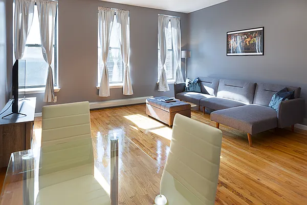 Rented by Landmark Manhattan Realty Corp | media 3