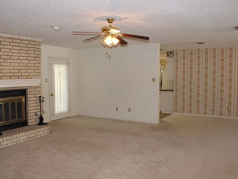 2803 Aspen St — Photo 6