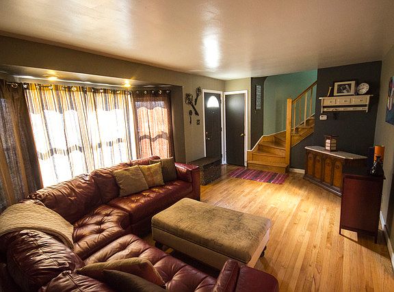 3rd image of 146 Linden Ave